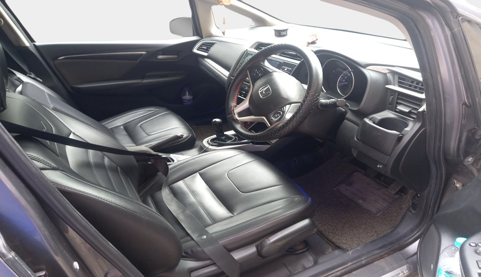 2017 Honda WR-V 1.5L I-DTEC VX MT, Diesel, Manual, 98,121 km, interior