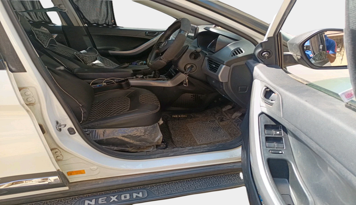 2023 Tata NEXON XM PLUS SUNROOF PETROL, Petrol, Manual, 42,935 km, interior