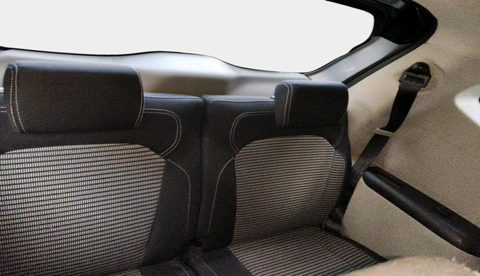 2023 Renault TRIBER RXZ AMT, Petrol, Automatic, 20,625 km, interior