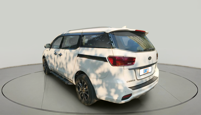 2020 KIA CARNIVAL LIMOUSINE 2.2 7 STR, Diesel, Automatic, 1,33,407 km, exterior