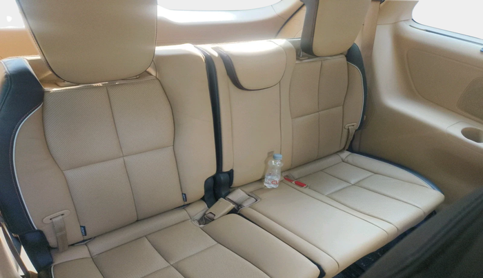 2020 KIA CARNIVAL LIMOUSINE 2.2 7 STR, Diesel, Automatic, 1,33,407 km, interior