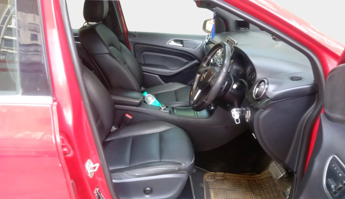 2013 Mercedes Benz B Class B 180 SPORTS PETROL, Petrol, Automatic, 18,069 km, interior