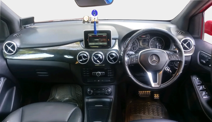 2013 Mercedes Benz B Class B 180 SPORTS PETROL, Petrol, Automatic, 18,069 km, interior