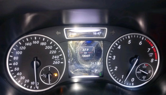 2013 Mercedes Benz B Class B 180 SPORTS PETROL, Petrol, Automatic, 18,069 km, interior