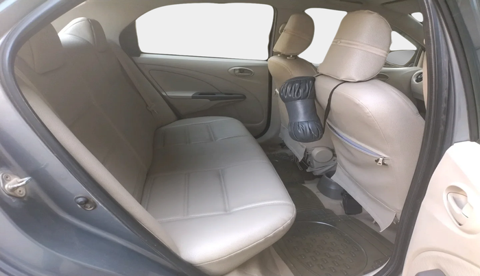 2014 Toyota Etios G, Petrol, Manual, 74,385 km, interior