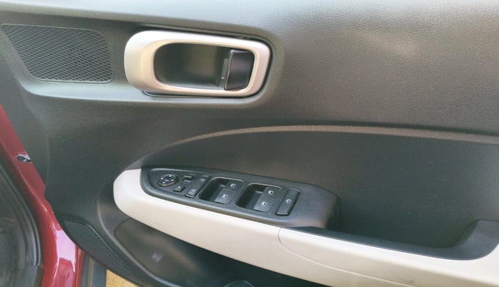 2022 Hyundai VENUE S (O) 1.0 TURBO IMT, Petrol, Manual, 64,445 km, interior