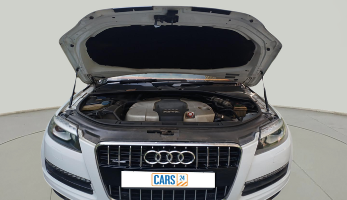 2013 Audi Q7 3.0 TDI QUATTRO, Diesel, Automatic, 1,27,842 km, exterior