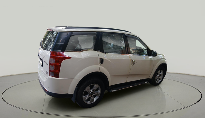 2014 Mahindra XUV500 W8 AWD, Diesel, Manual, 1,11,211 km, exterior