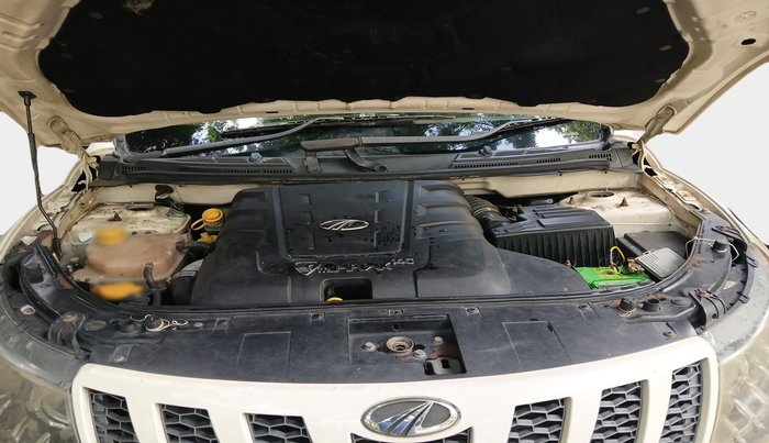2014 Mahindra XUV500 W8 AWD, Diesel, Manual, 1,11,211 km, exterior