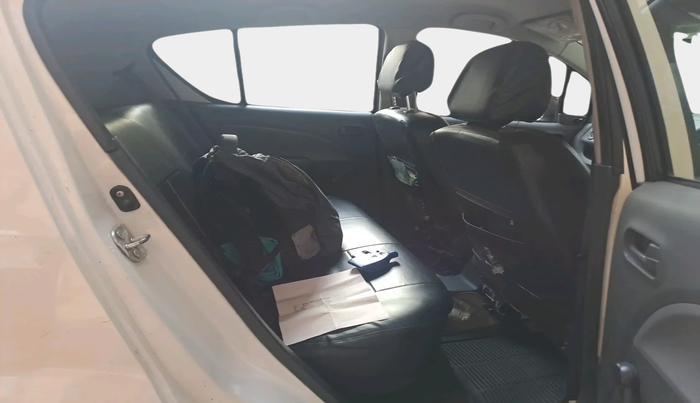 2010 Maruti Ritz LXI, Petrol, Manual, 7,421 km, interior