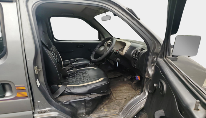 2017 Maruti Eeco 5 STR WITH A/C+HTR CNG, Petrol, Manual, 63,464 km, interior