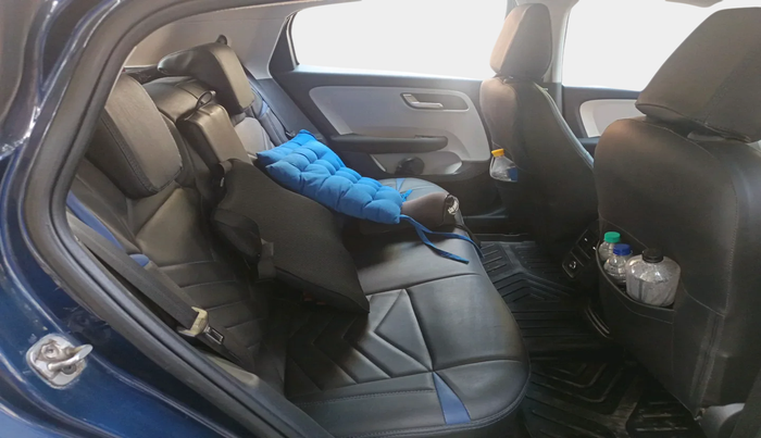 2023 Tata ALTROZ XZ PETROL, Petrol, Manual, 24,092 km, interior