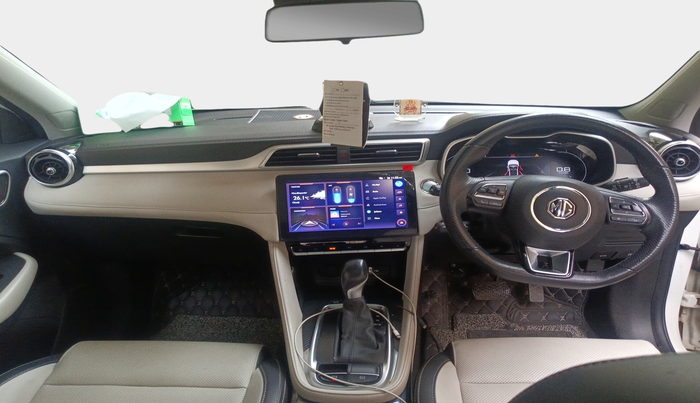 2022 MG ASTOR SAVVY 1.5 CVT, Petrol, Automatic, 17,435 km, interior