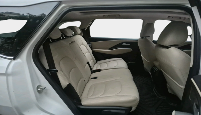 2023 MG HECTOR SAVVY PRO 1.5 TURBO CVT PETROL, Petrol, Automatic, 20,389 km, interior