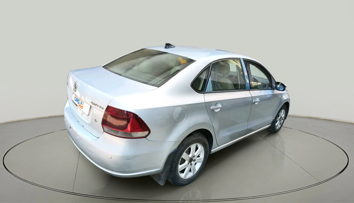 2011 Volkswagen Vento HIGHLINE DIESEL 1.6, Diesel, Manual, 99,894 km, exterior