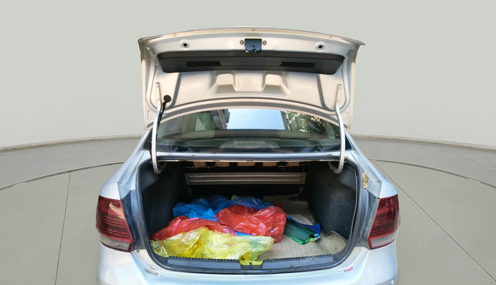 2011 Volkswagen Vento HIGHLINE DIESEL 1.6, Diesel, Manual, 99,894 km, exterior