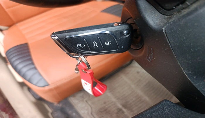 2013 Honda Amaze 1.2L I-VTEC S, Petrol, Manual, 73,837 km, interior