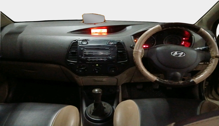 2010 Hyundai i20 MAGNA 1.2, Petrol, Manual, 24,204 km, interior