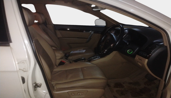 2010 Chevrolet Captiva LTZ AWD AT, Diesel, Automatic, 59,480 km, interior