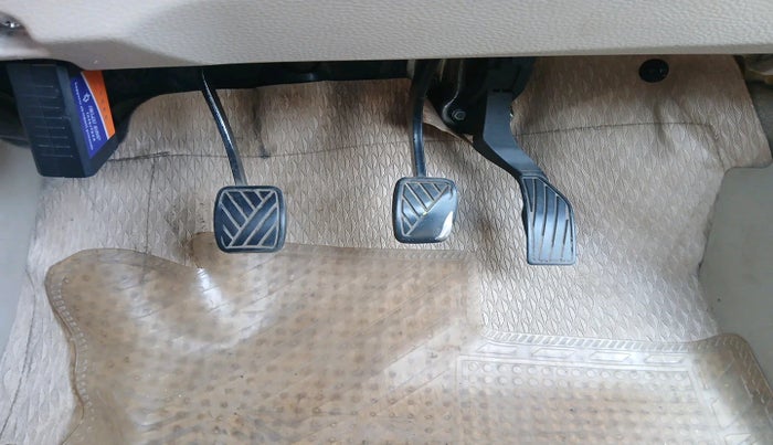 2013 Maruti Ertiga VXI CNG, Petrol, Manual, 1,54,919 km, interior