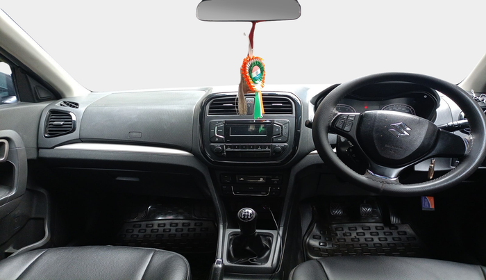 2016 Maruti Vitara Brezza ZDI, Diesel, Manual, 1,01,468 km, interior