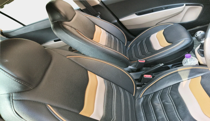 2017 Hyundai Grand i10 SPORTZ (O) 1.2 KAPPA VTVT, Petrol, Manual, 80,653 km, interior