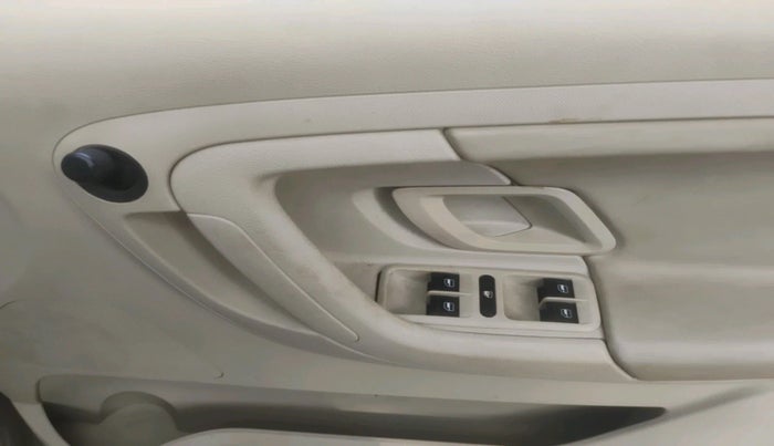 2012 Skoda Fabia ELEGANCE 1.2 TDI, Diesel, Manual, 43,990 km, interior