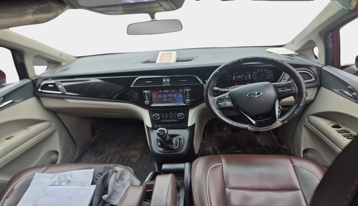 2018 Mahindra MARAZZO M6 7 STR, Diesel, Manual, 63,368 km, interior