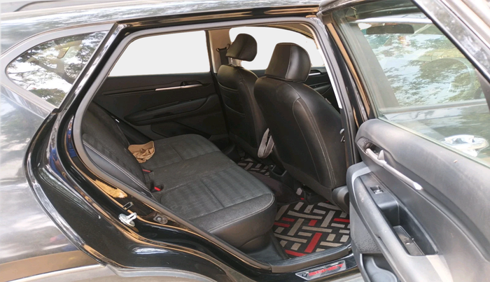 2022 KIA SONET HTK PLUS 1.0 IMT, Petrol, Manual, 20,109 km, interior