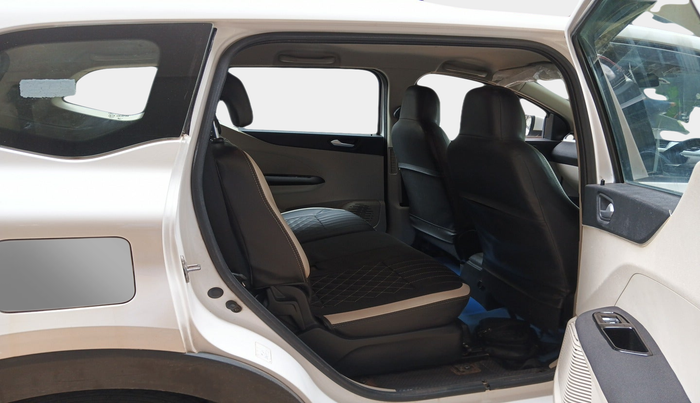 2019 Renault TRIBER RXZ, Petrol, Manual, 75,673 km, interior