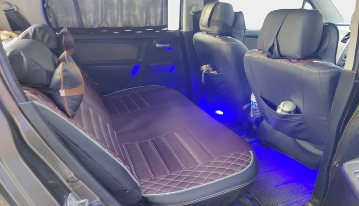 2015 Maruti Wagon R 1.0 LXI CNG, Petrol, Manual, 65,435 km, interior