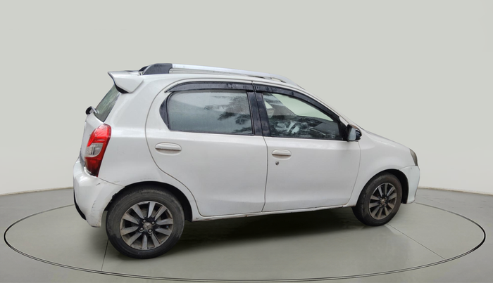 2014 Toyota Etios CROSS 1.2 G, Petrol, Manual, 1,55,233 km, exterior
