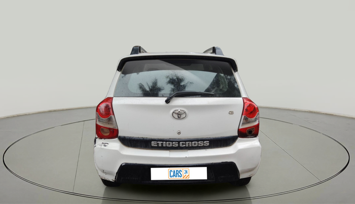 2014 Toyota Etios CROSS 1.2 G, Petrol, Manual, 1,55,233 km, exterior