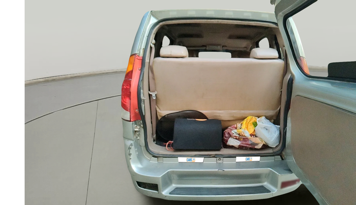 2011 Mahindra Xylo D2, Diesel, Manual, 2,21,006 km, exterior