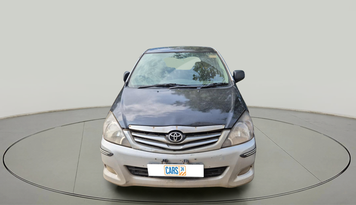 2010 Toyota Innova 2.5 G4 8 STR, Diesel, Manual, 2,56,101 km, exterior