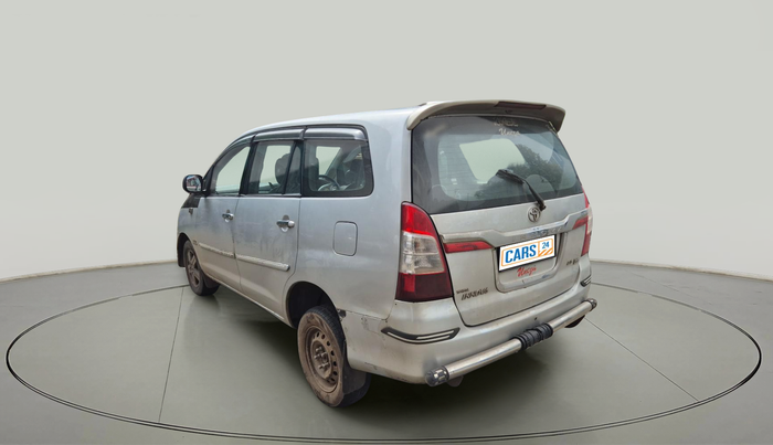 2010 Toyota Innova 2.5 G4 8 STR, Diesel, Manual, 2,56,101 km, exterior