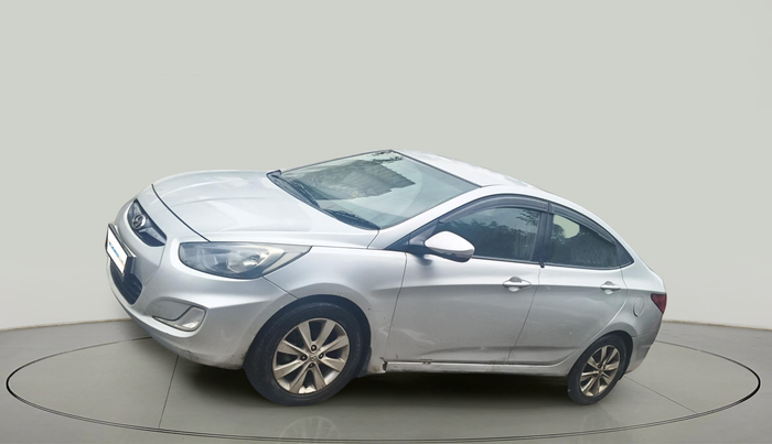 2011 Hyundai Verna FLUIDIC 1.6 VTVT SX, Petrol, Manual, 63,304 km, exterior