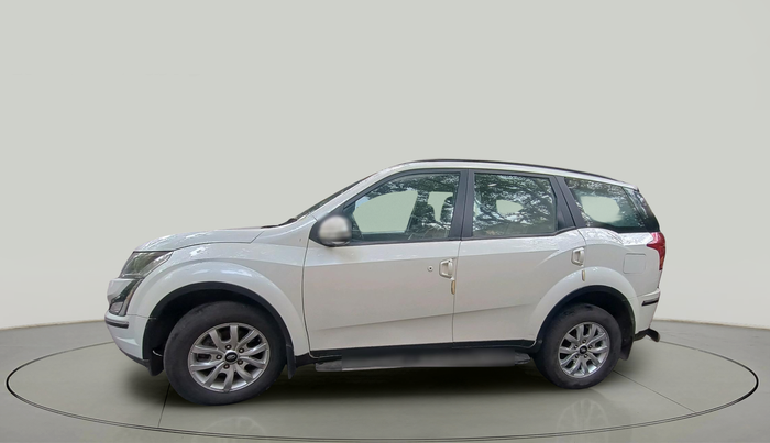 2019 Mahindra XUV500 W9 AT, Diesel, Automatic, 1,10,581 km, exterior