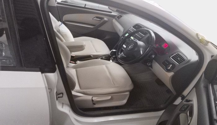 2012 Volkswagen Vento HIGHLINE PETROL AT, Petrol, Automatic, 55,857 km, interior
