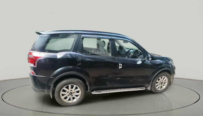 2019 Mahindra XUV500 W9, Diesel, Manual, 92,913 km, exterior