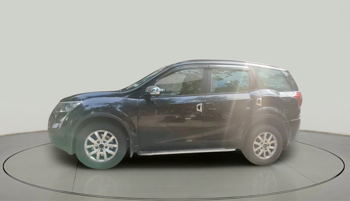 2019 Mahindra XUV500 W9, Diesel, Manual, 92,913 km, exterior