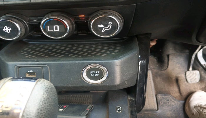 2021 Renault Kiger RXZ AMT, Petrol, Automatic, 55,718 km, interior