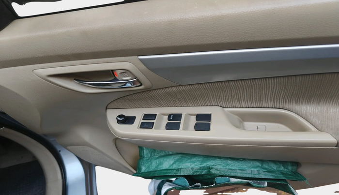 2014 Maruti Ertiga VXI CNG, Petrol, Manual, 1,05,943 km, interior