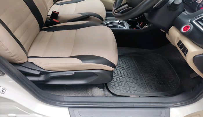 2018 Honda Amaze 1.2L I-VTEC V CVT, Petrol, Automatic, 38,304 km, interior