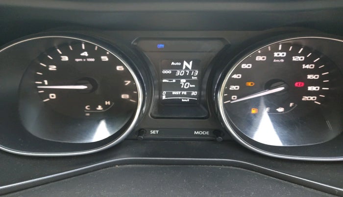 2018 Tata NEXON XZA PLUS DIESEL DUAL TONE, Diesel, Automatic, 30,713 km, interior