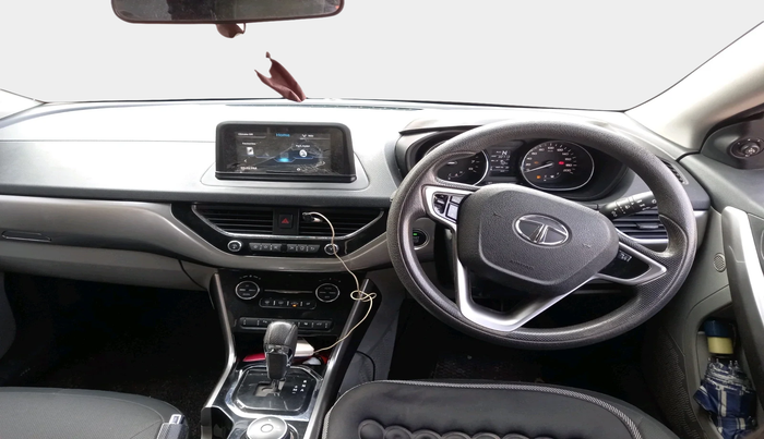 2018 Tata NEXON XZA PLUS DIESEL DUAL TONE, Diesel, Automatic, 30,713 km, interior