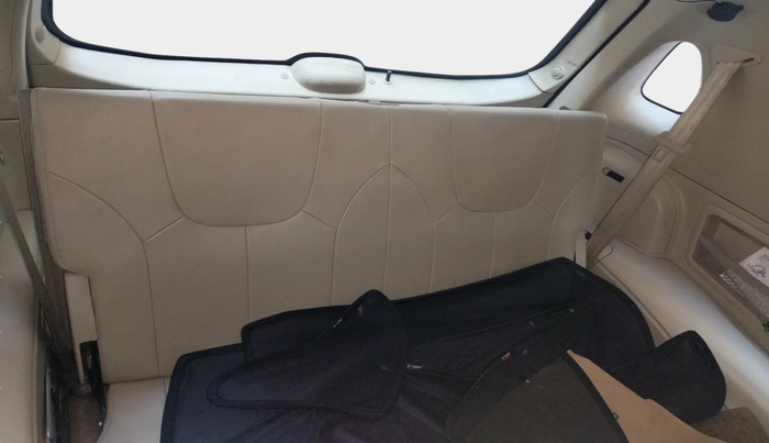 2014 Ssangyong Rexton RX7, Diesel, Automatic, 1,01,653 km, interior