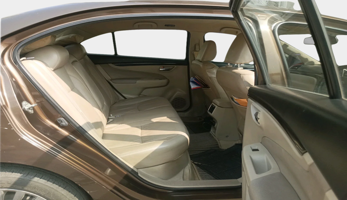 2016 Maruti Ciaz ZDI+ SHVS, Diesel, Manual, 1,60,913 km, interior