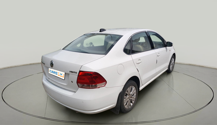 2015 Volkswagen Vento HIGHLINE 1.6 MPI, Petrol, Manual, 33,823 km, exterior