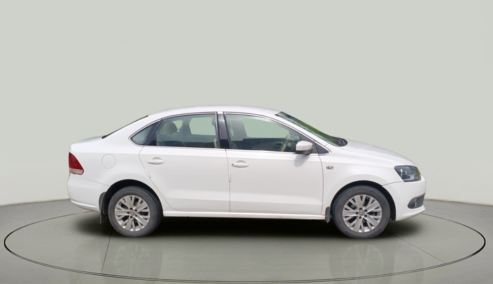 2015 Volkswagen Vento HIGHLINE 1.6 MPI, Petrol, Manual, 33,823 km, exterior
